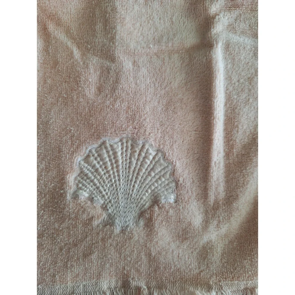 Vantage Ames Towels 1 Bath 1‎ Hand Pink Shell Embroidered Beachy USA Made